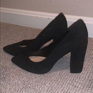 Saks fifth Ave black heels